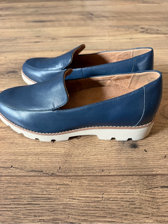 Vionic Kensley Navy Blue Leather Loafers Size 8.5 EUC Comfortable Lug Sole main image 6